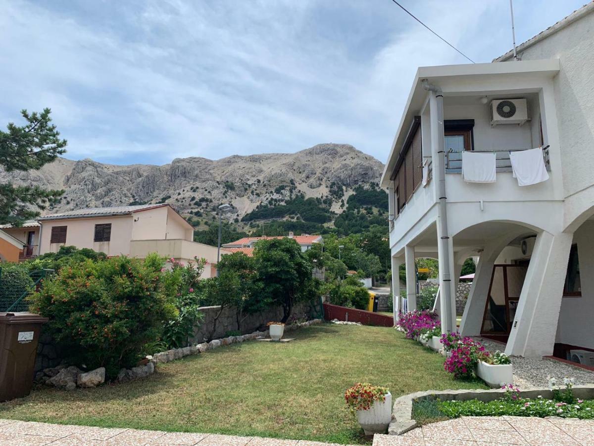 Vila Tesmija Baška Exteriér fotografie