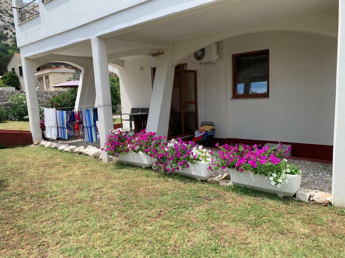 Vila Tesmija Baška Exteriér fotografie