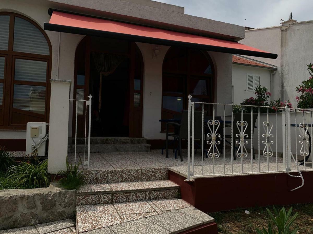 Vila Tesmija Baška Exteriér fotografie