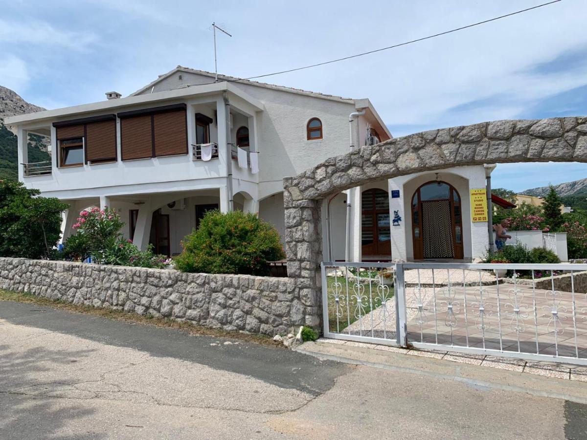 Vila Tesmija Baška Exteriér fotografie