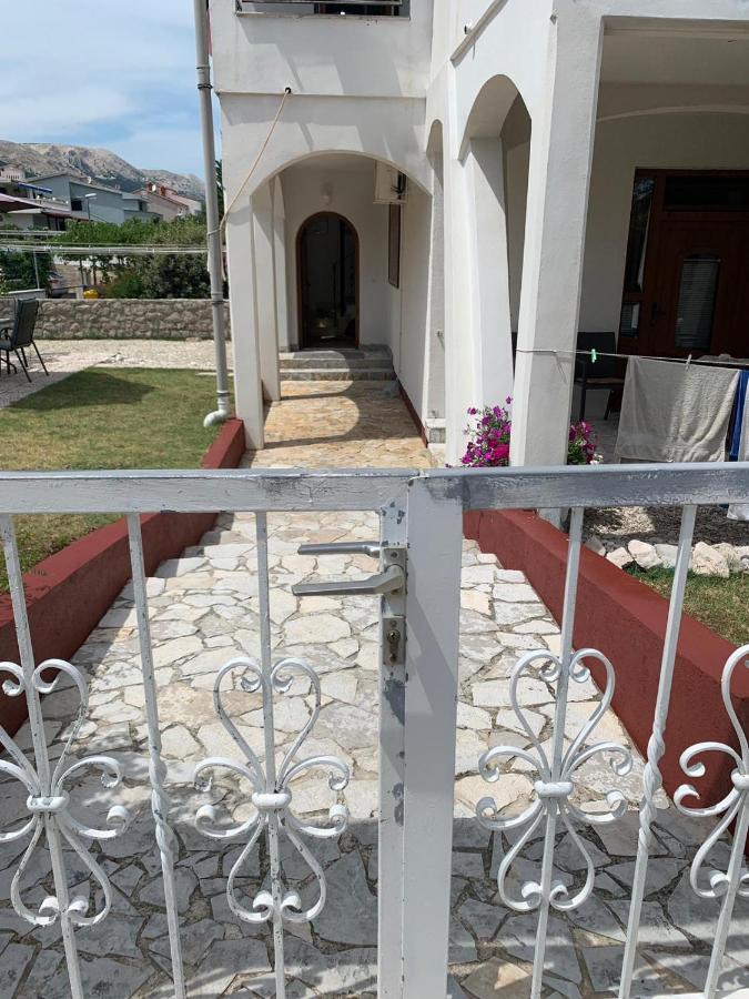 Vila Tesmija Baška Exteriér fotografie